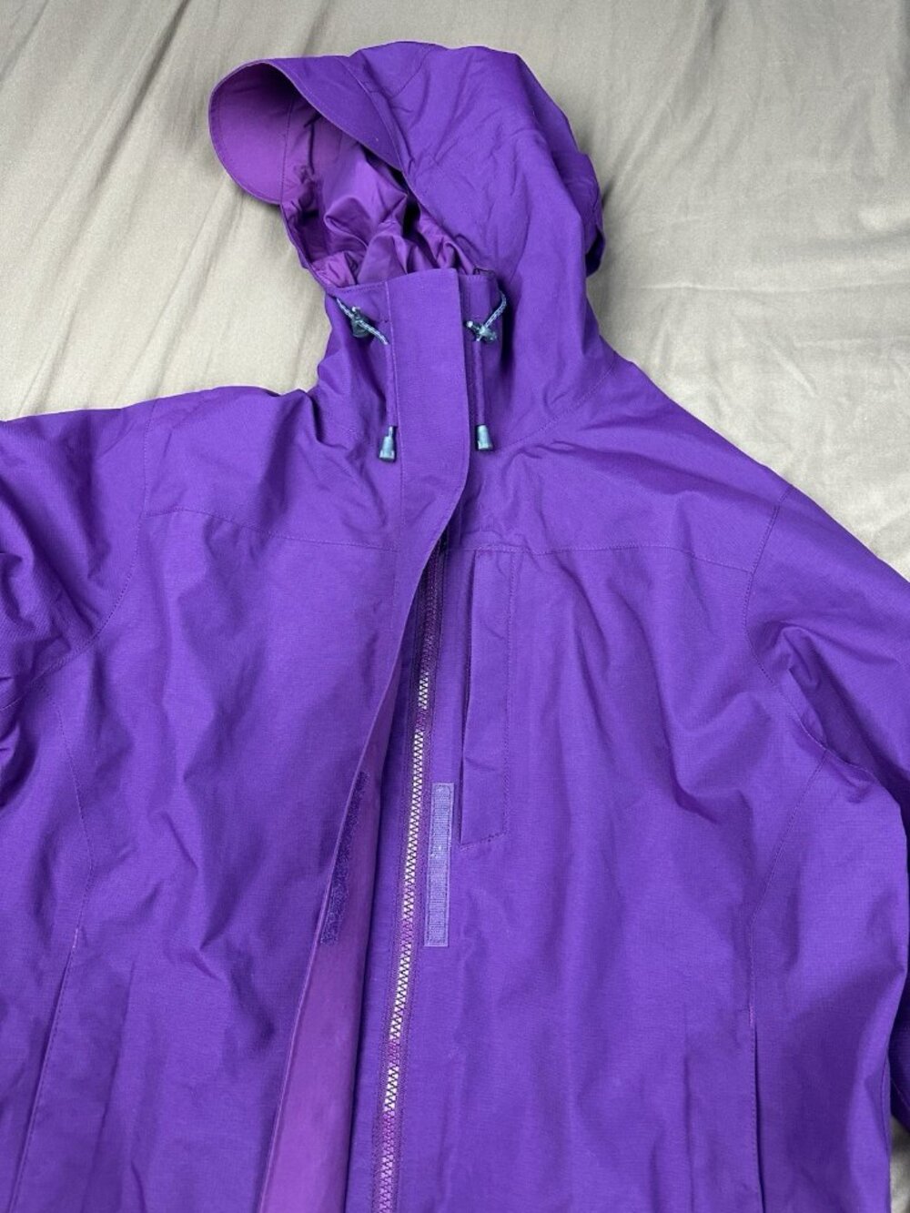 Cabelas Gore-Tex Rain Jacket Womens Medium Purple Full Zip Hooded Outdoor Casual - Picture 12 of 16
